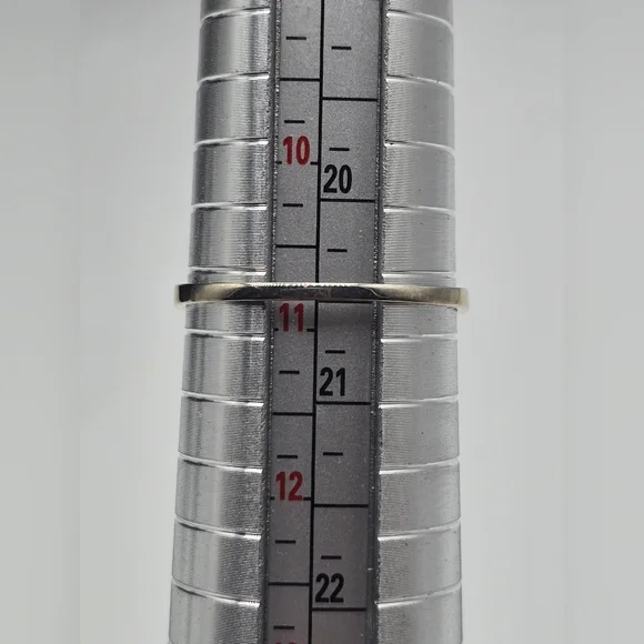 Sterling Silver Ring With Yellow Stone - Picture 8 of 8